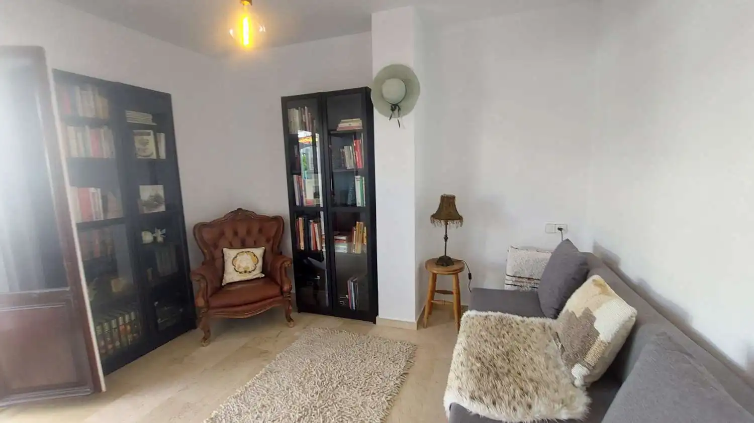 Sala d'estar de Àtic en venda en Urbanización Santa Rosa
