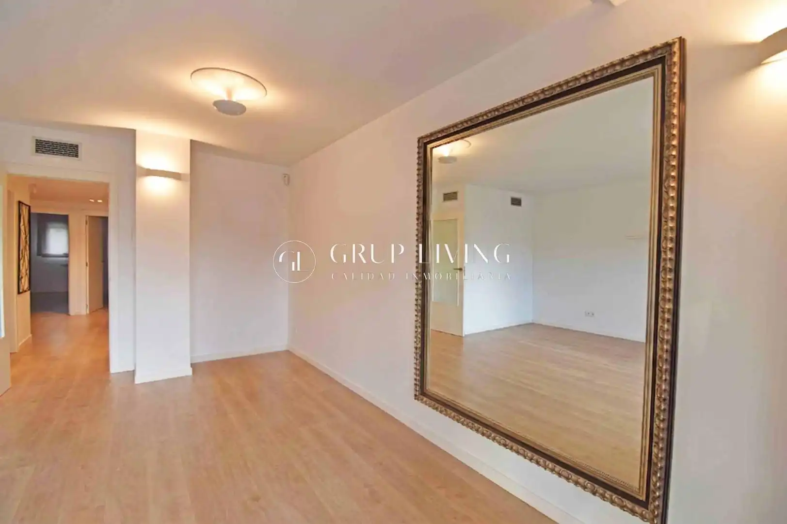 Habitación de Piso en venta en Sitges con Aire acondicionado, Calefacción y Jardín privado