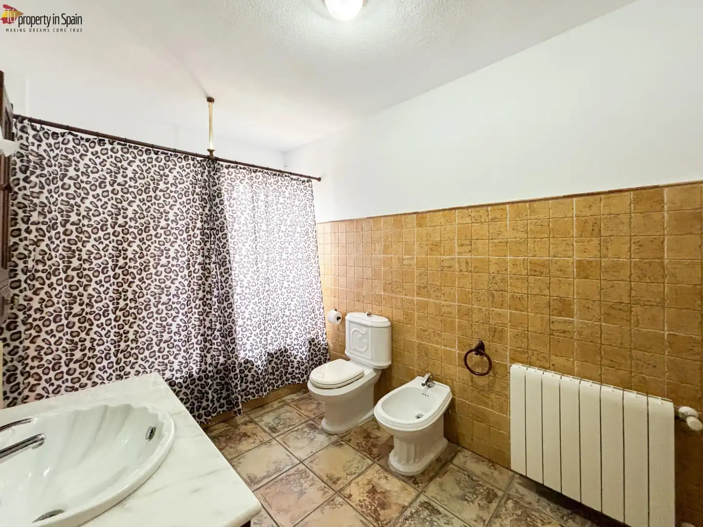 Bany de Casa o xalet de lloguer en Alicante / Alacant amb Jardí privat, Traster i Piscina