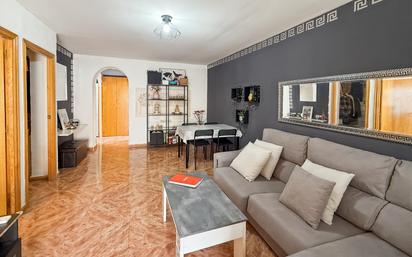 Living room of Single-family semi-detached for sale in Esparreguera  with Air Conditioner, Heating and Terrace