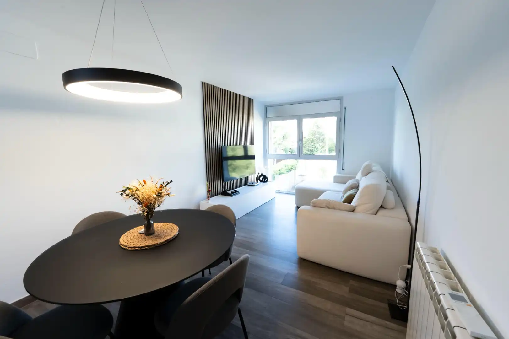 Dúplex con ascensor en venta en Carrer de Cervantes 18, imagen 2