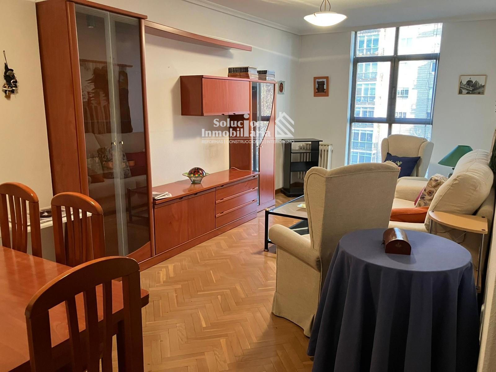 Living room of Flat for sale in Salamanca Capital  with Heating and Furnished
