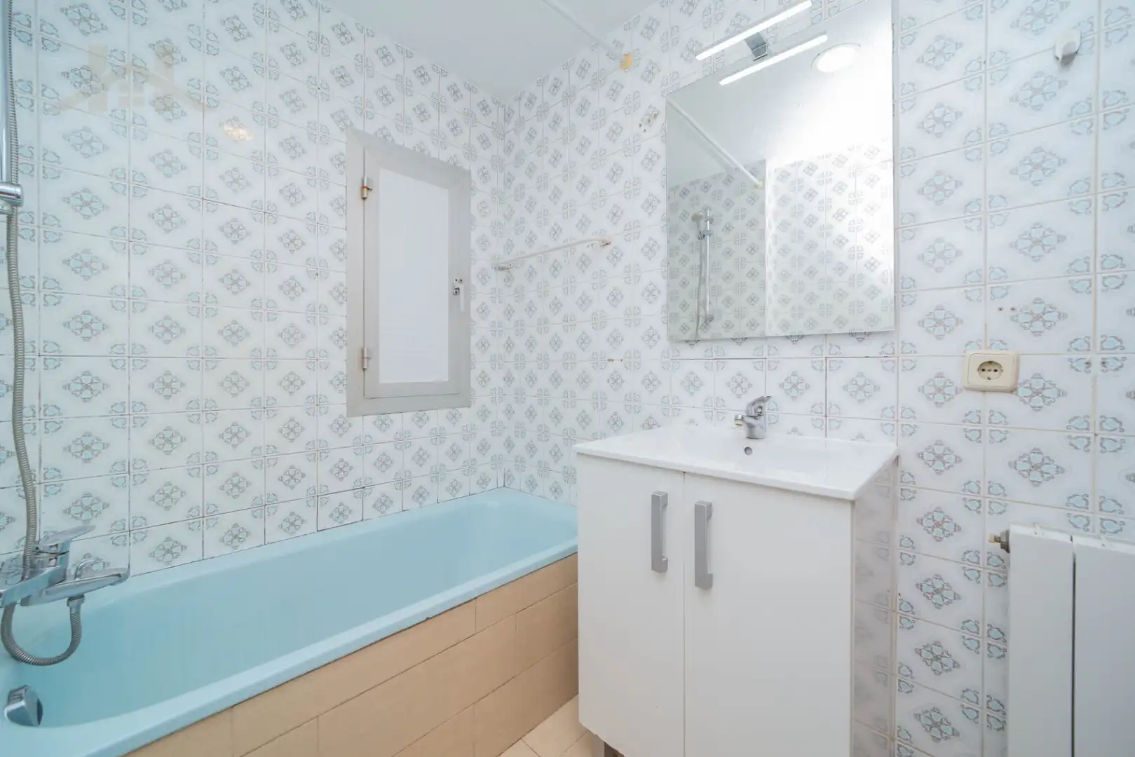 Badezimmer von Wohnung zum Verkauf in Centro