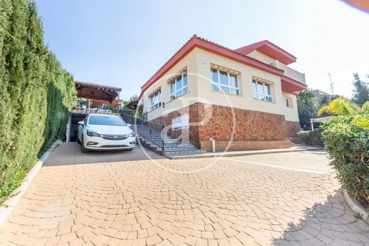 Houses for sale in Cumbres de Calicanto