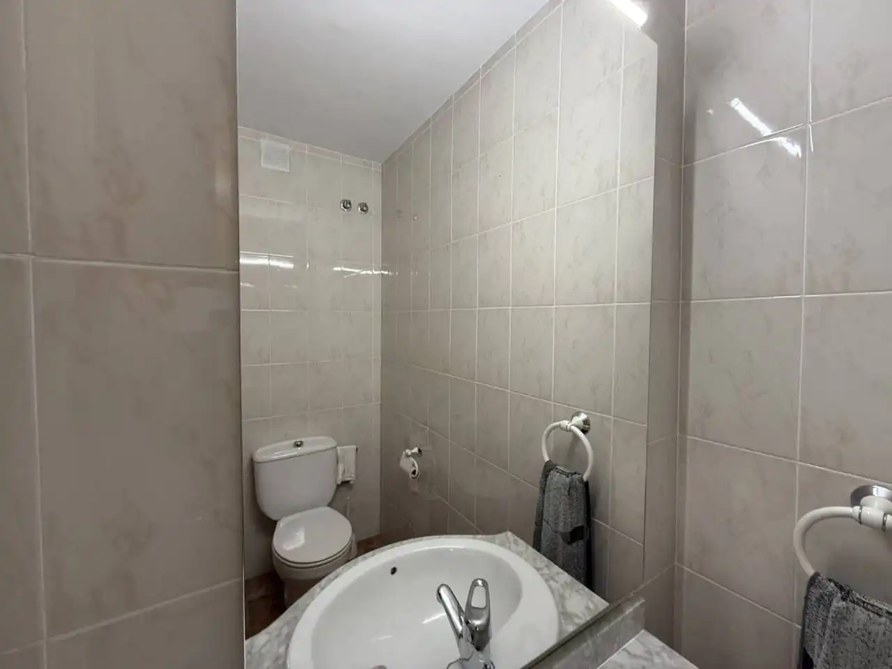 Bathroom of Houses for sale in Terrassa  with Air Conditioner, Heating and Private garden