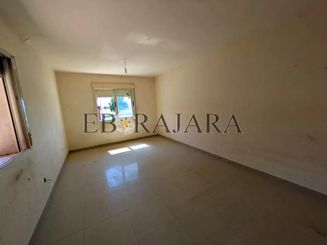 Habitación de Casa adosada en venta en Lucillos con Jardín privado y Terraza