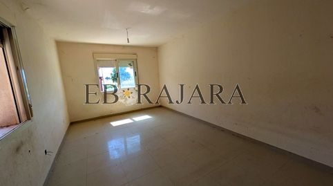 Foto 2 de Casa adosada en venta en Mirasierra, Lucillos, Toledo