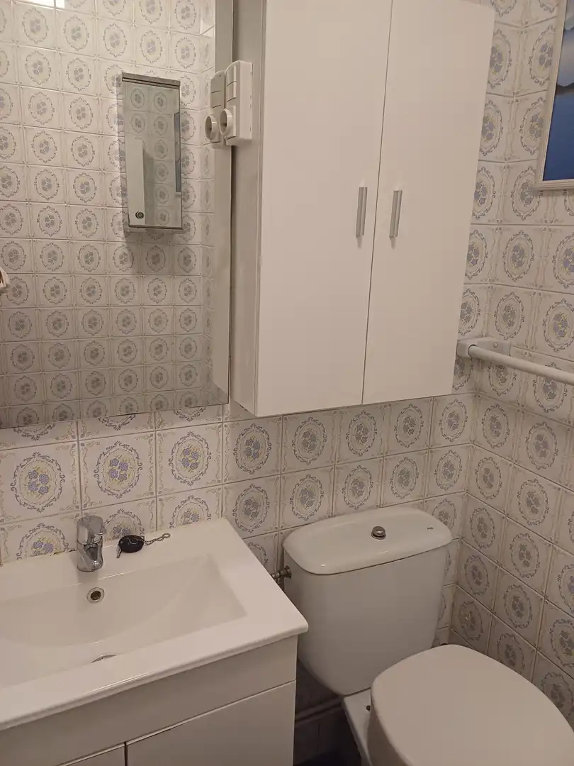 Bathroom of Flat for sale in A Coruña Capital   with Heating, Terrace and Storage room