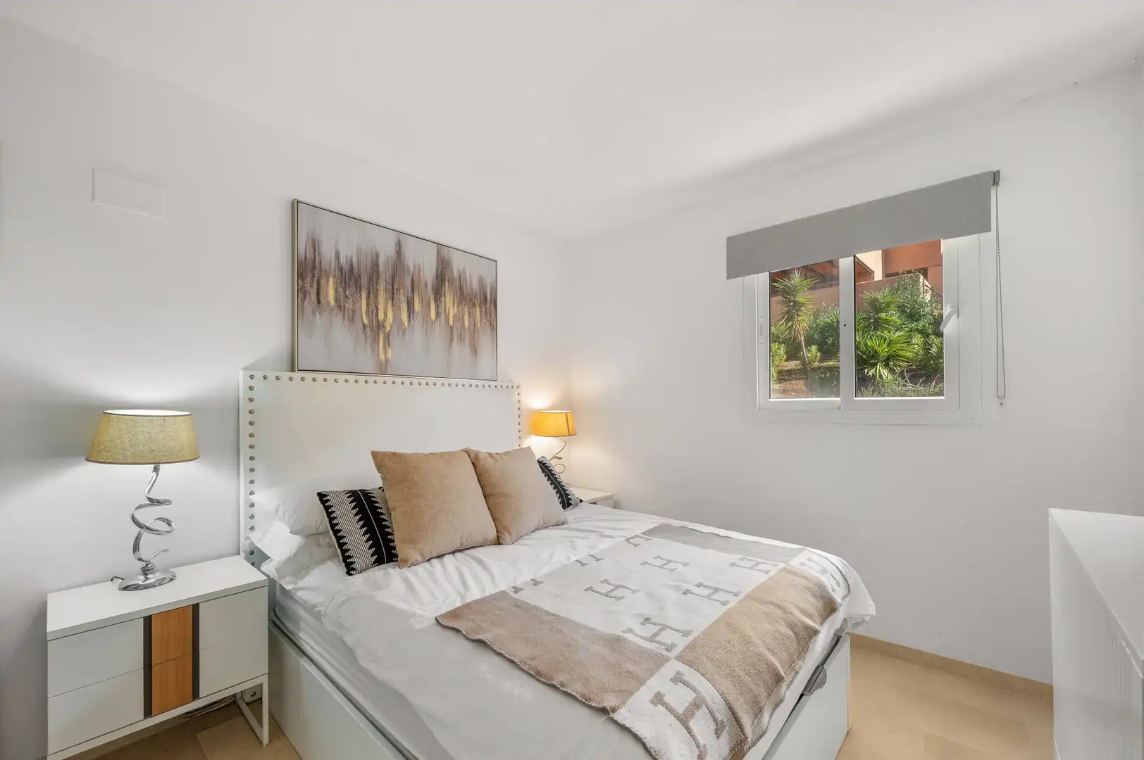 Dormitori de Apartament en venda en Marbella amb Terrassa, Traster i Piscina