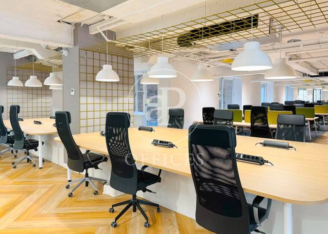 Oficina en Alquiler en Calle de Zurbano en Almagro