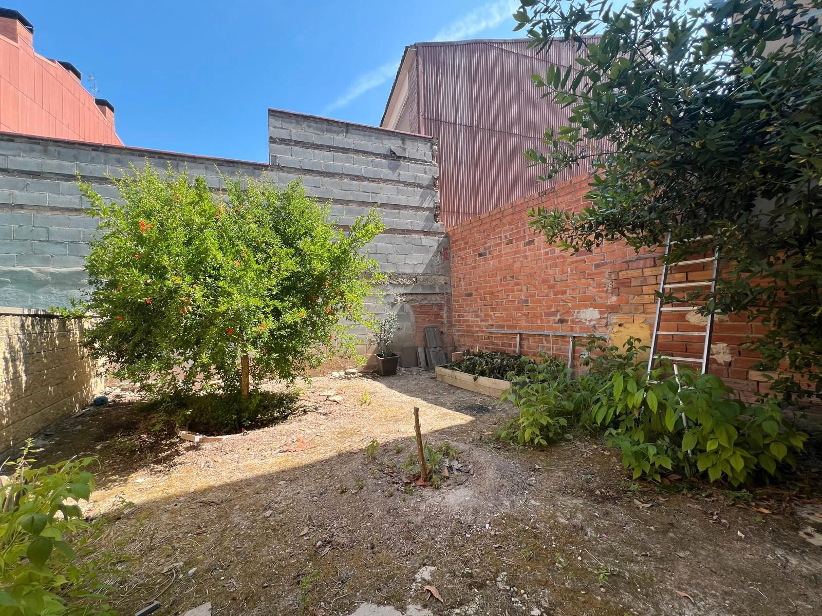 Jardí de Casa o xalet en venda en Igualada amb Jardí privat, Terrassa i Forn