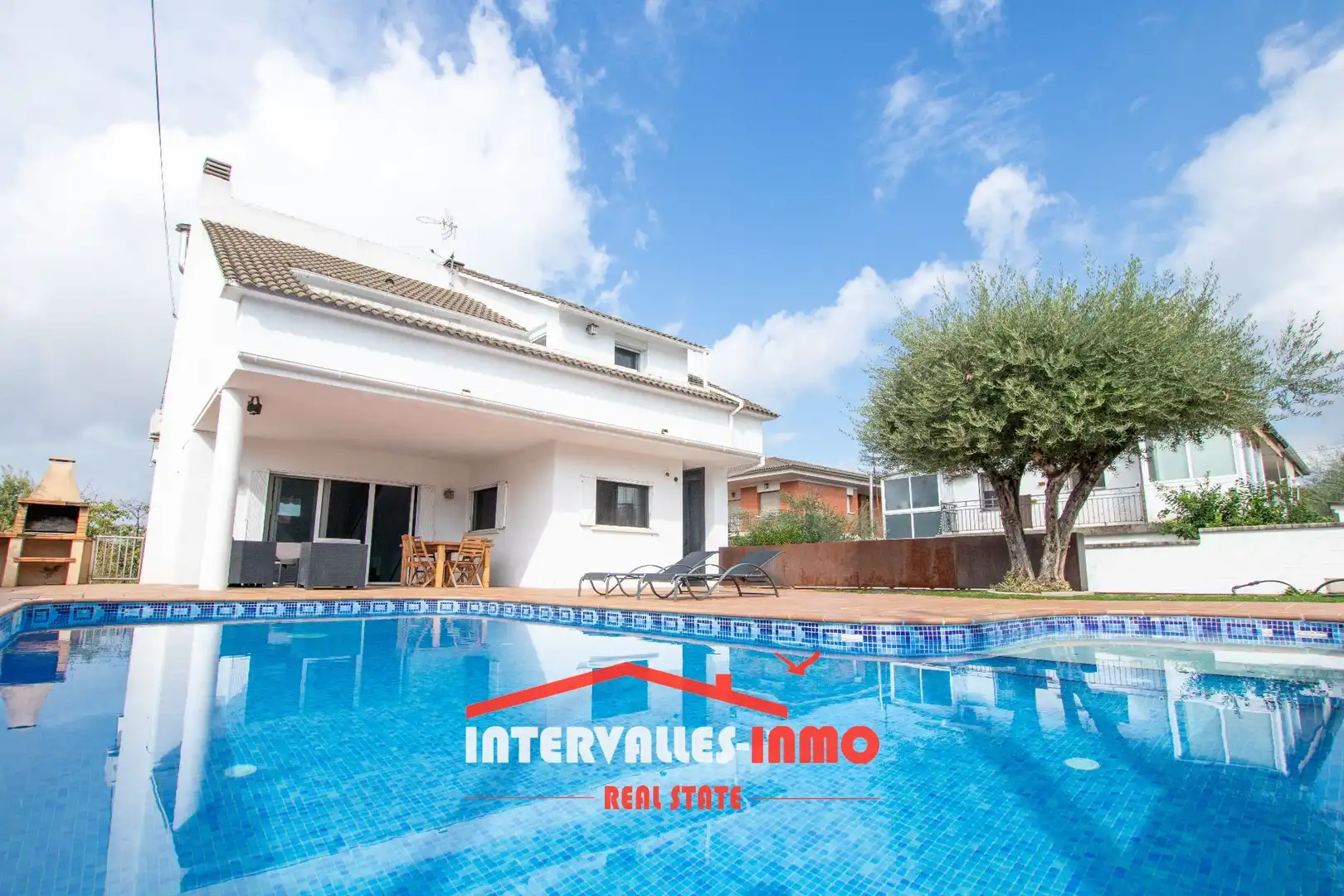 House with pool for sale in Palau-solità i Plegamans