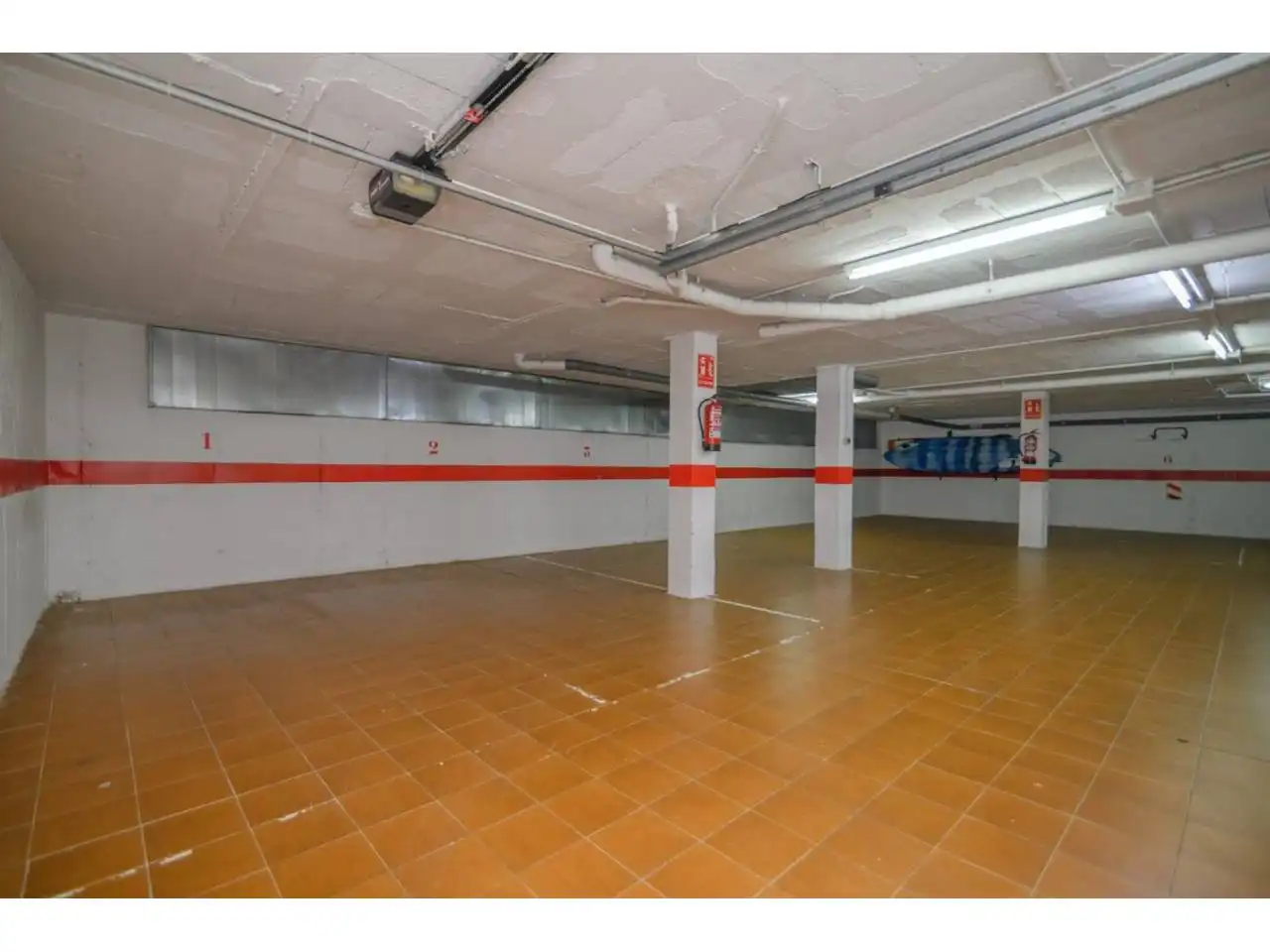 Parking de Piso en venta en Tossa de Mar con Aire acondicionado, Calefacción y Balcón