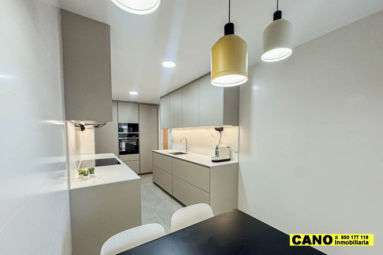 Kitchen of Flat for sale in Almería  with Terrace, Storage room and Swimming Pool