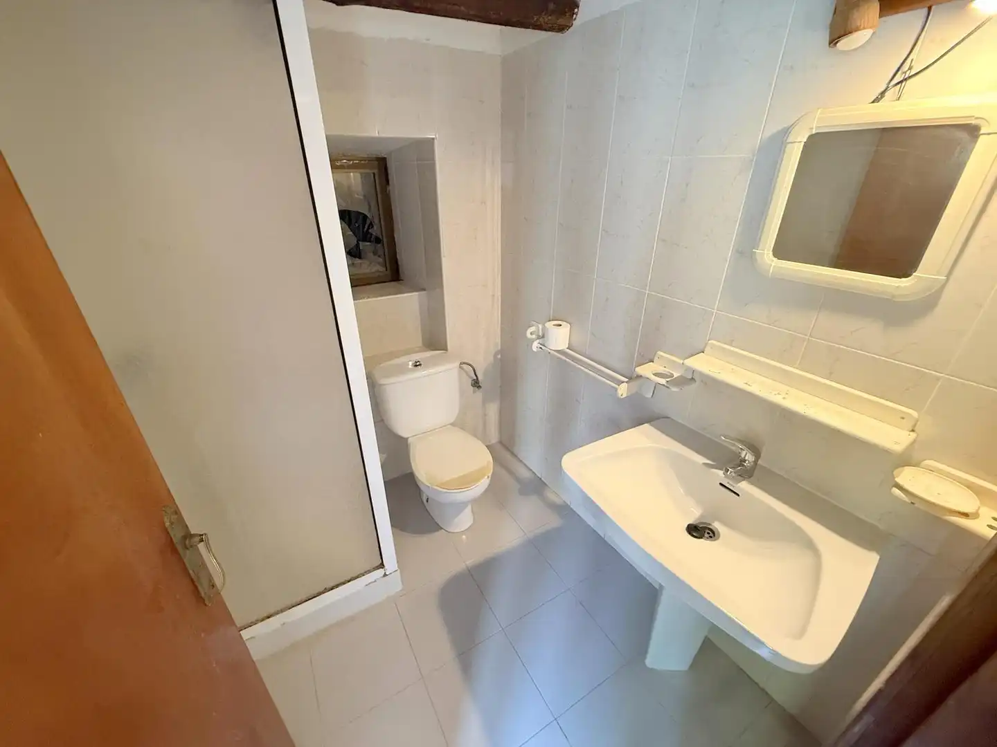 Bathroom of Commercial properties for sale in Morentin