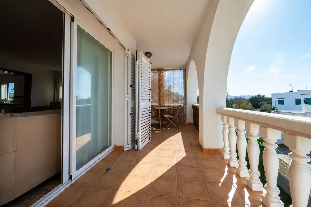 Penthouse with terrace for sale in Sant Antoni de Portmany, imagen 3