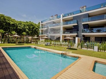 Ático con balcón en venta en Montañar - El Arenal