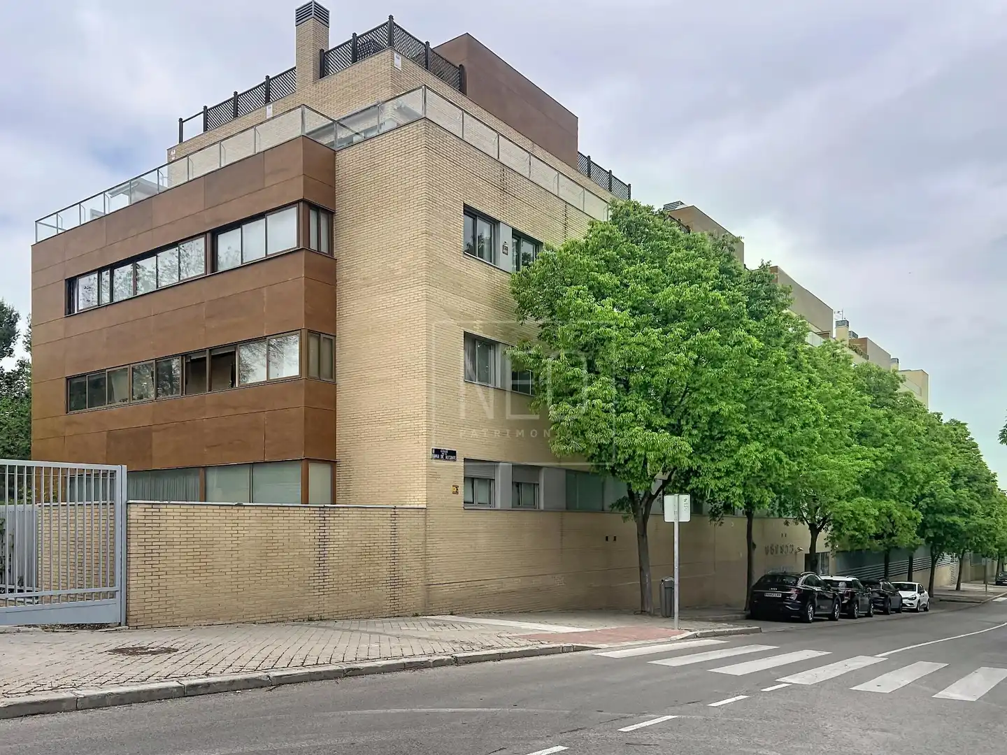 Exterior view of Flat for sale in Madrid  with Air Conditioner, Heating and Private garden