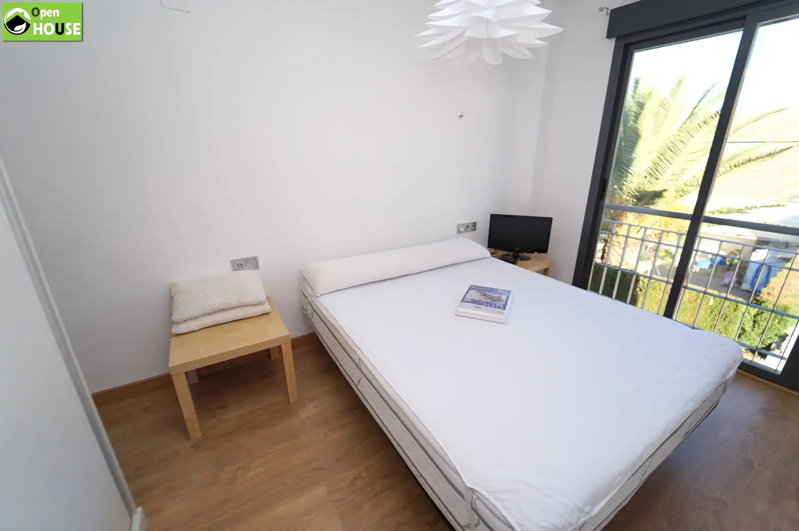 Bedroom of Flat for rent in Armilla  with Air Conditioner, Furnished and Oven