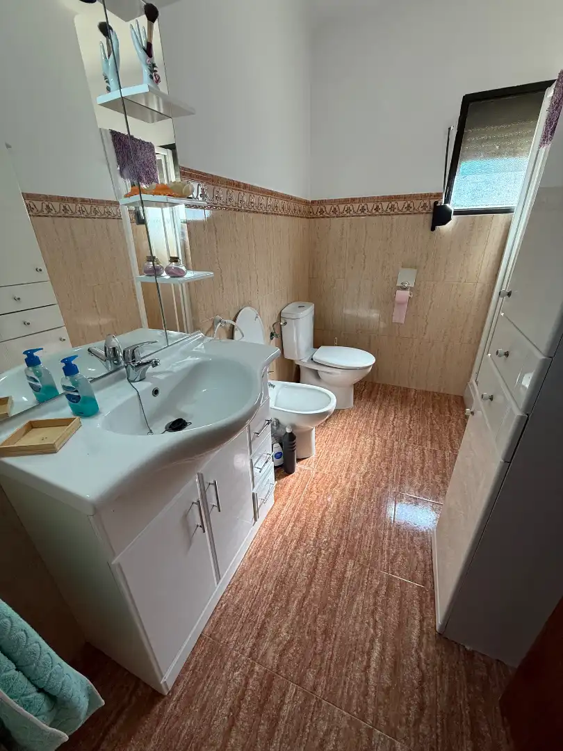 Badezimmer von Haus oder Chalet zum Verkauf in Alcalá la Real mit Terrasse, Abstellraum und Möbliert
