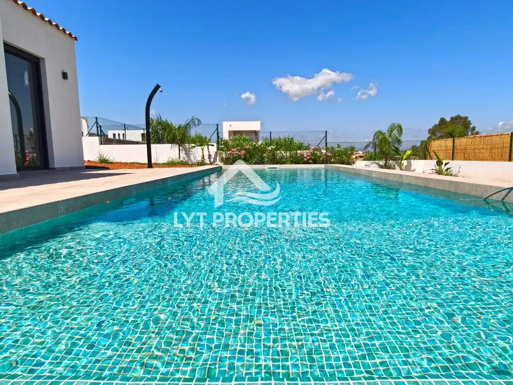 Swimming pool of Houses for sale in Jávea / Xàbia  with Air Conditioner, Private garden and Terrace