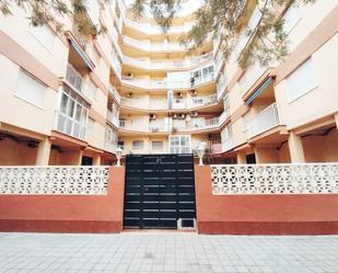 Vista exterior de Apartament en venda en Santa Pola amb Aire condicionat, Calefacció i Jardí privat