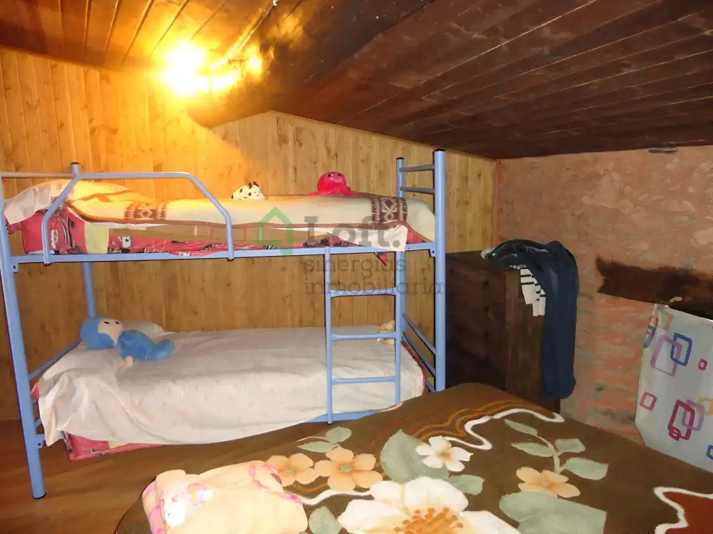 Bedroom of Houses for sale in Pinofranqueado  with Air Conditioner and Balcony