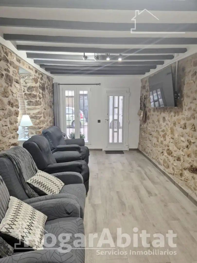 Casa o xalet en venda en Vilanova d'Alcolea amb Terrassa, Traster i Moblat