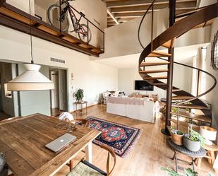 Sala d'estar de Pis de lloguer en Girona Capital amb Aire condicionat, Calefacció i Moblat