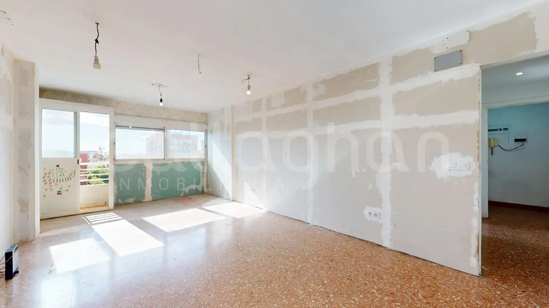 Living room of Flat for sale in Valencia  with Balcony