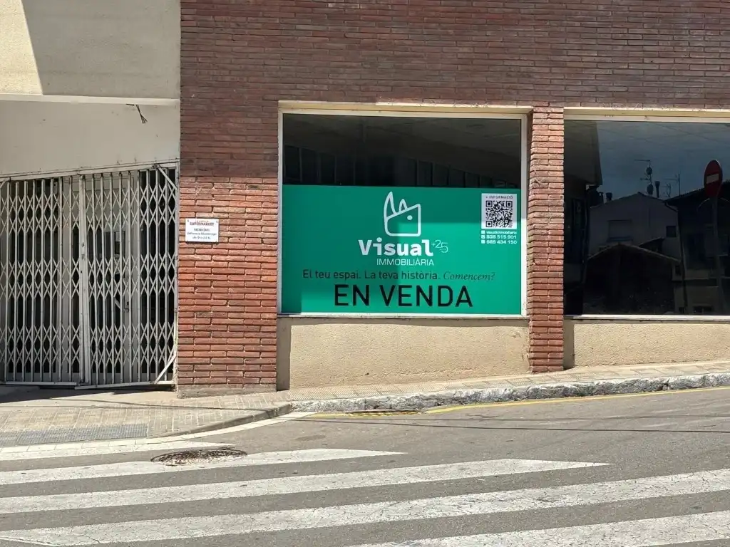 Locale commerciale in vendita a Calle Baixada Fidela