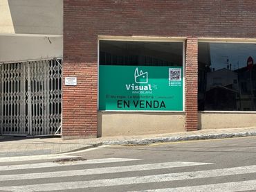 Local comercial en venda a Calle Baixada Fidela