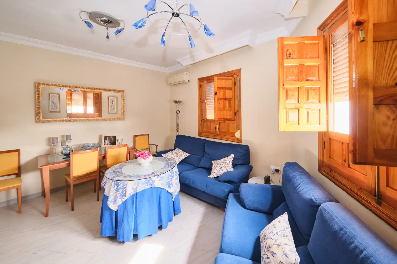 Sala de estar de Piso en venta en Granada con Aire acondicionado y Amueblado