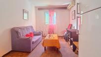 Living room of Flat for sale in  Madrid Capital