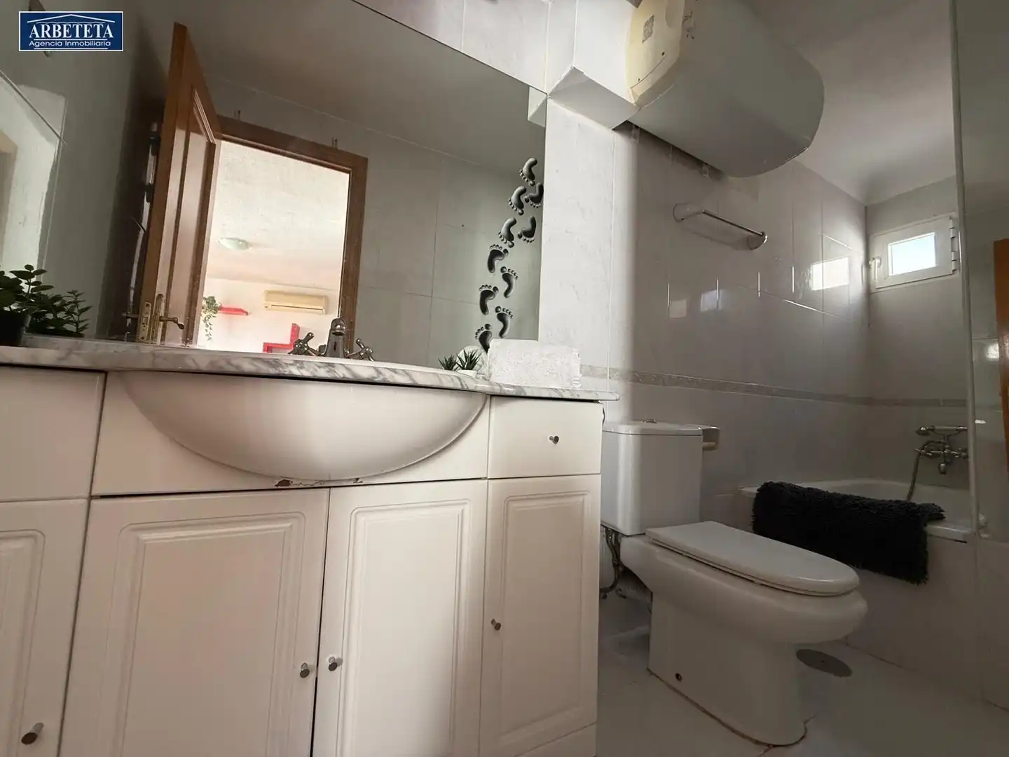 Bathroom of Flat for sale in Guadalajara  with Terrace
