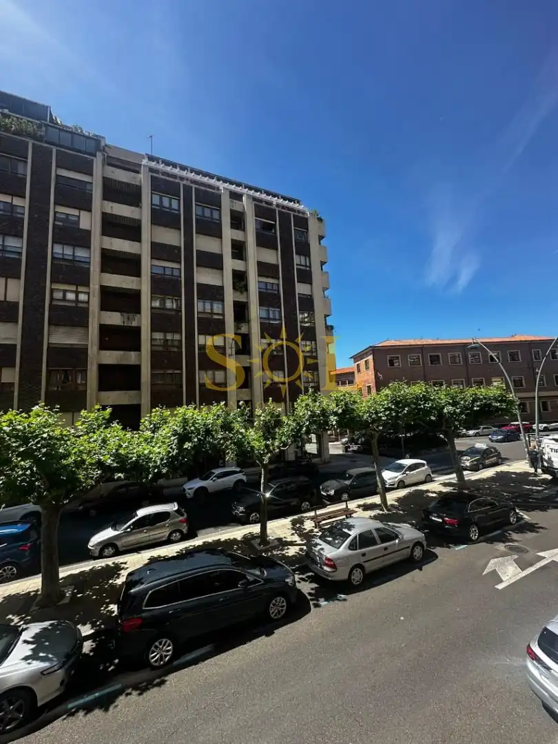 Pis amb ascensor en venda a Avenida Lancia 22, imagen 4