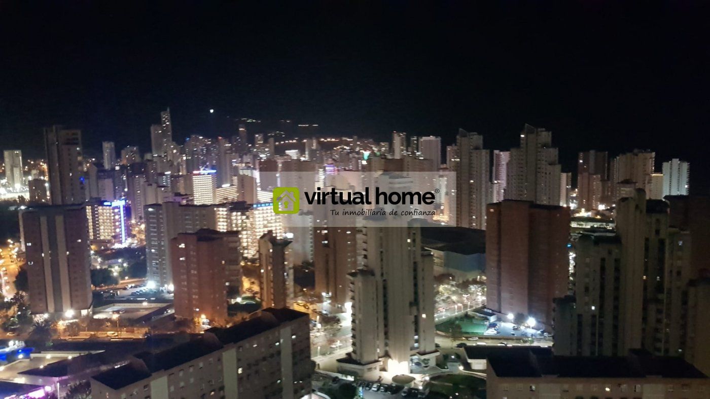 Vista exterior de Piso en venta en Benidorm con Aire acondicionado, Calefacción y Jardín privado