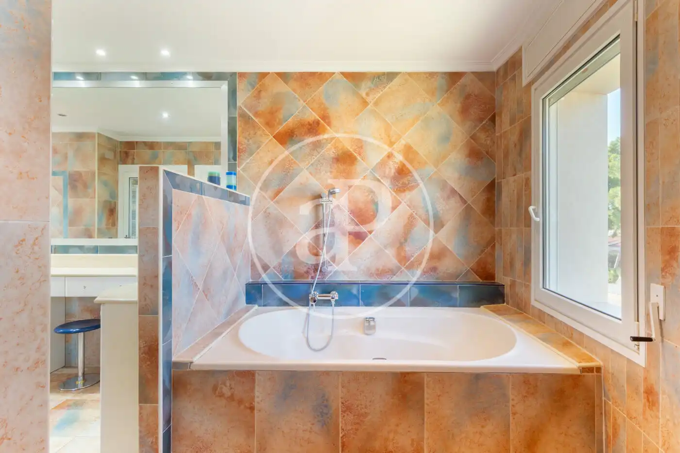 Baño de Casa o chalet en venta en Serra con Aire acondicionado, Calefacción y Jardín privado