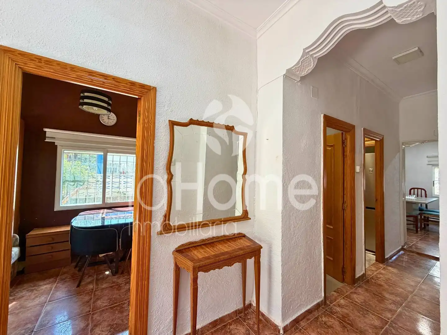 Haus oder Chalet zum Verkauf in Paterna mit Klimaanlage, Privatgarten und Terrasse
