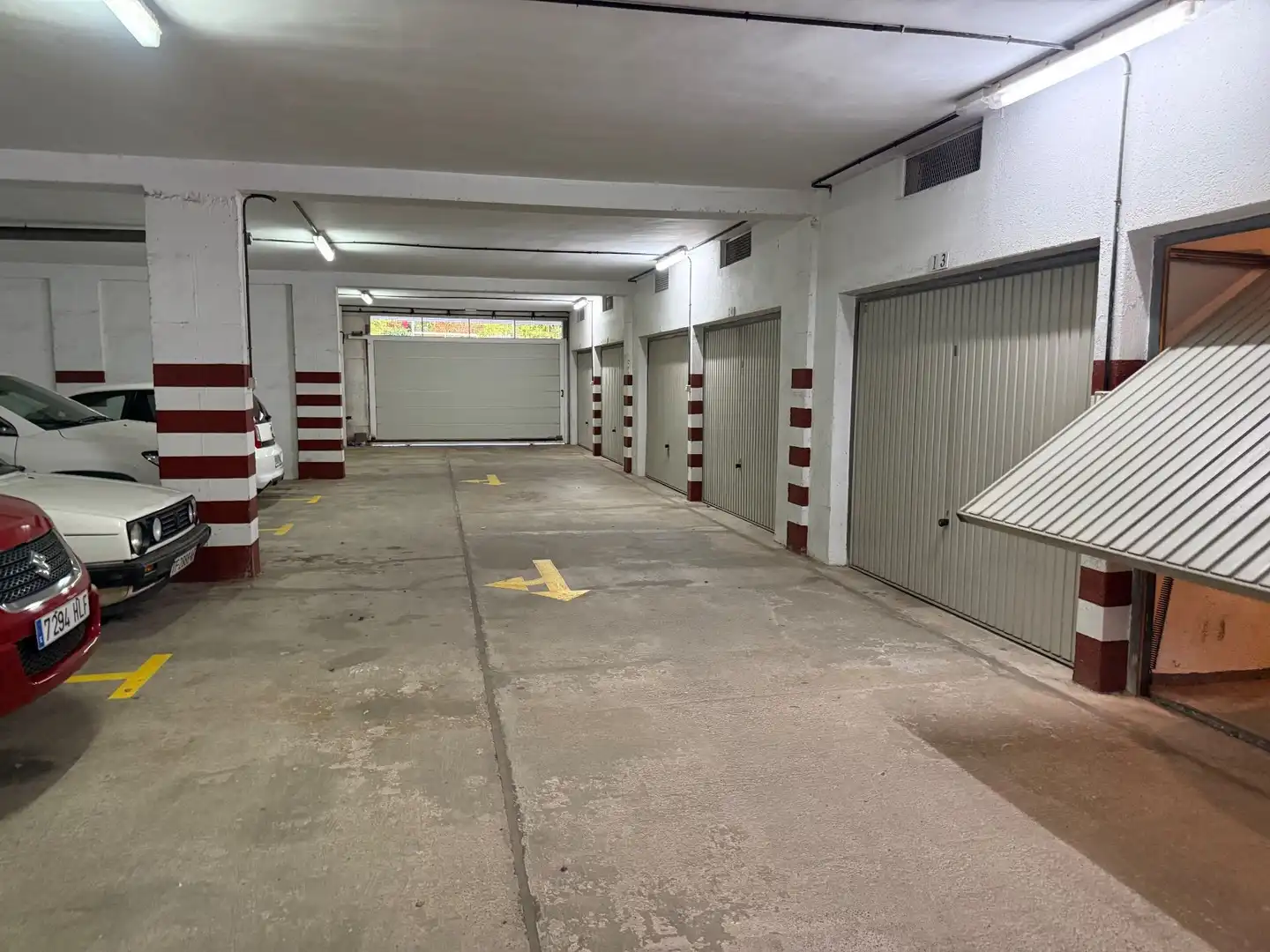 Parking de Apartamento en venta en Puerto de la Cruz con Jardín privado, Trastero y Amueblado