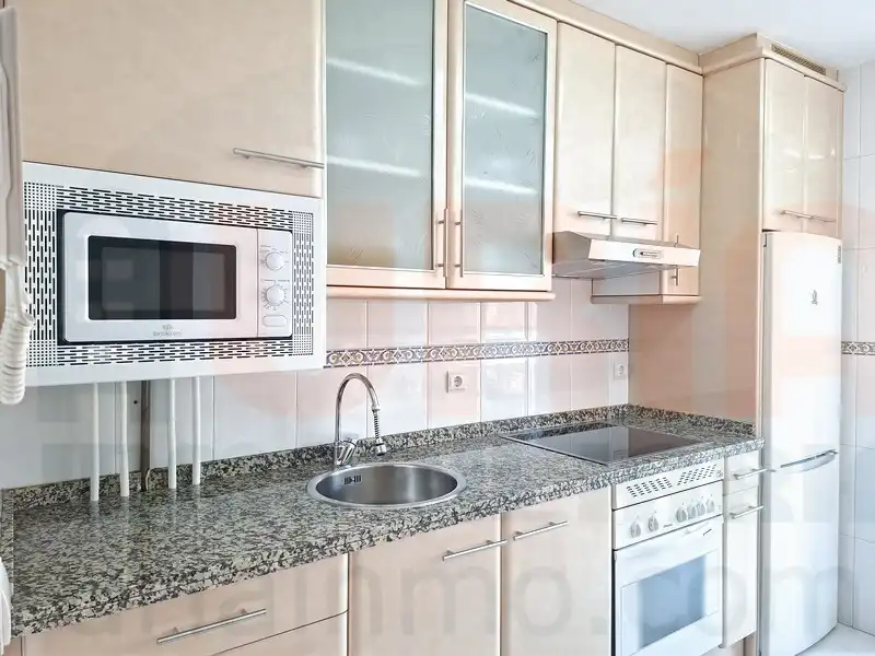 Kitchen of Flat for rent in Oviedo   with Heating, Storage room and Furnished