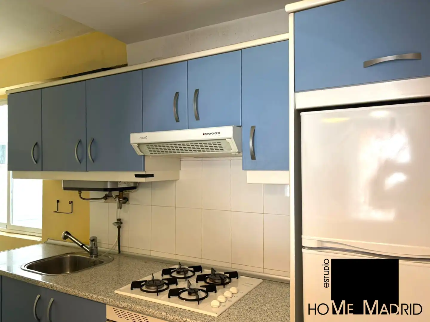 Cocina de Piso en venta en Madrid con Parquet, Terraza y Amueblado