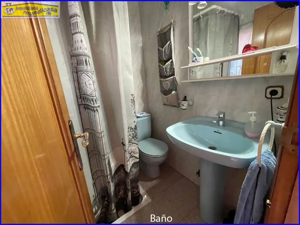 Baño de Casa o chalet en venta en Murcia con Jardín privado, Terraza y Amueblado