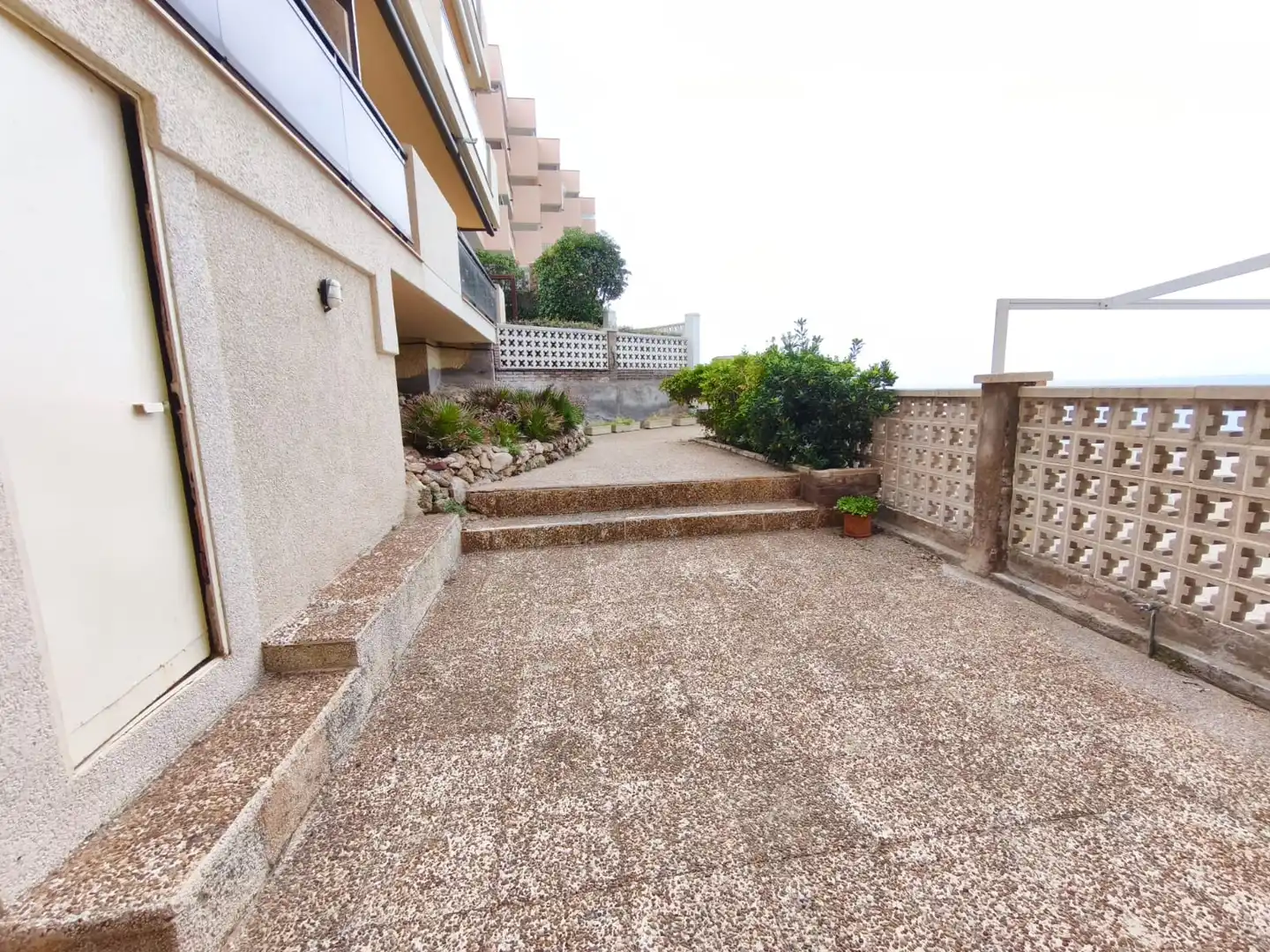 Piso con terraza en venta en Carrer de la Cala de la Font 14, imagen 9