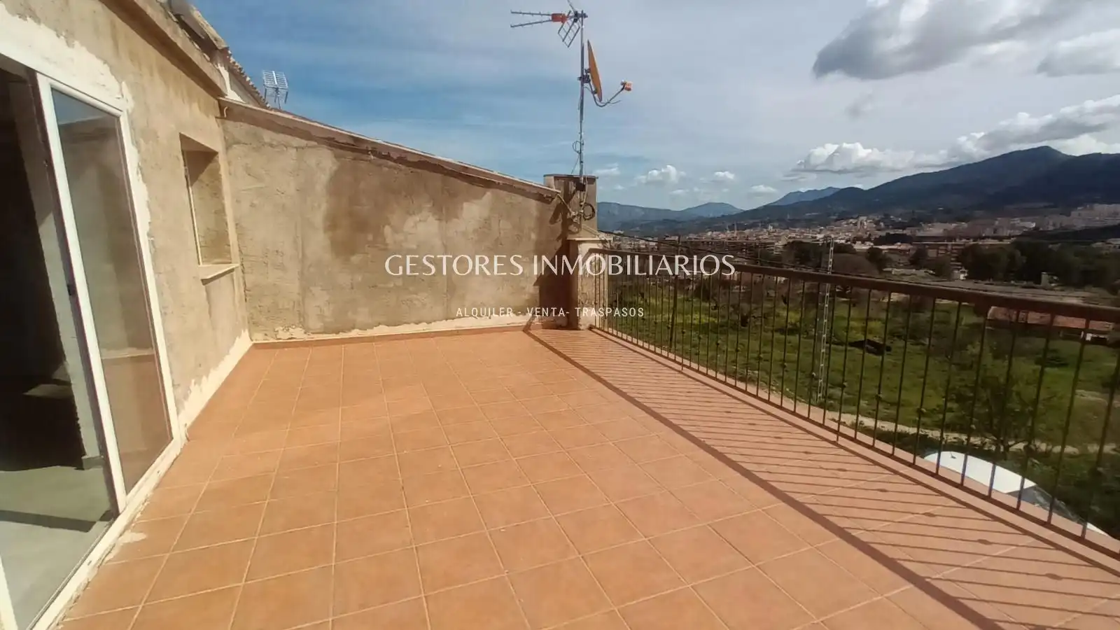 Casa adosada en venda a Santa Rosa