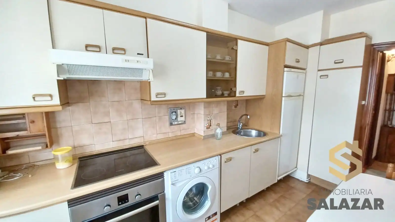Cocina de Piso de alquiler en Bilbao  con Calefacción y Balcón