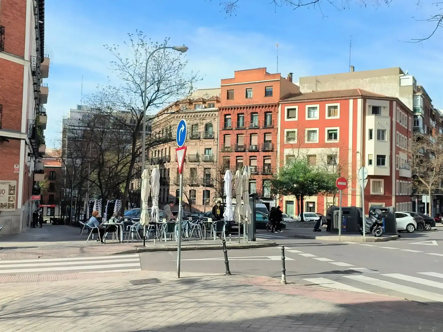 Vista exterior de Piso de alquiler en Madrid con Calefacción