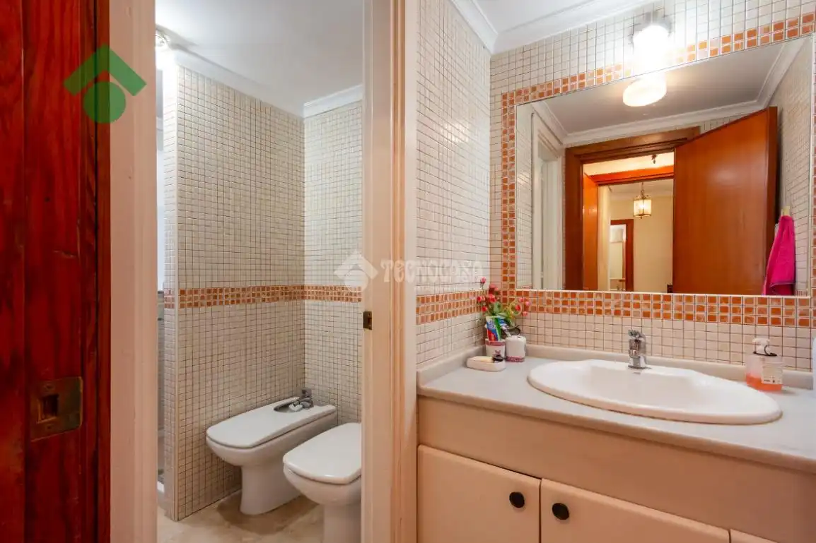 Baño de Piso en venta en Almuñécar