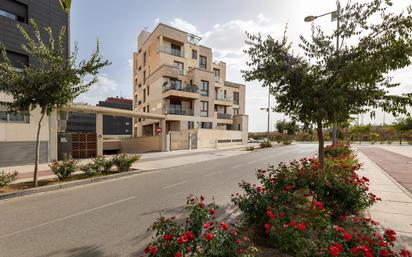 Außenansicht von Wohnung zum verkauf in Armilla mit Klimaanlage, Heizung und Parkett