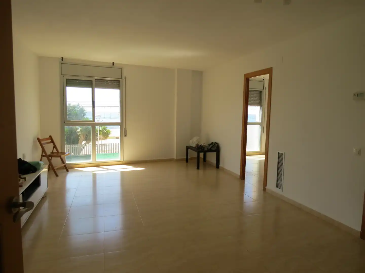 Sala d'estar de Pis en venda en Canet de Mar amb Aire condicionat, Calefacció i Parquet